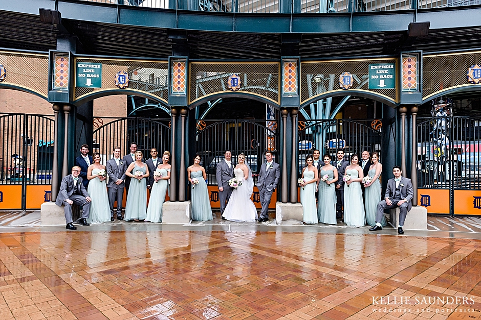 Rainy Day Comerica Park Wedding Pictures